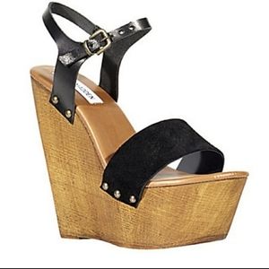 Steve Madden Behold upper leather wedge